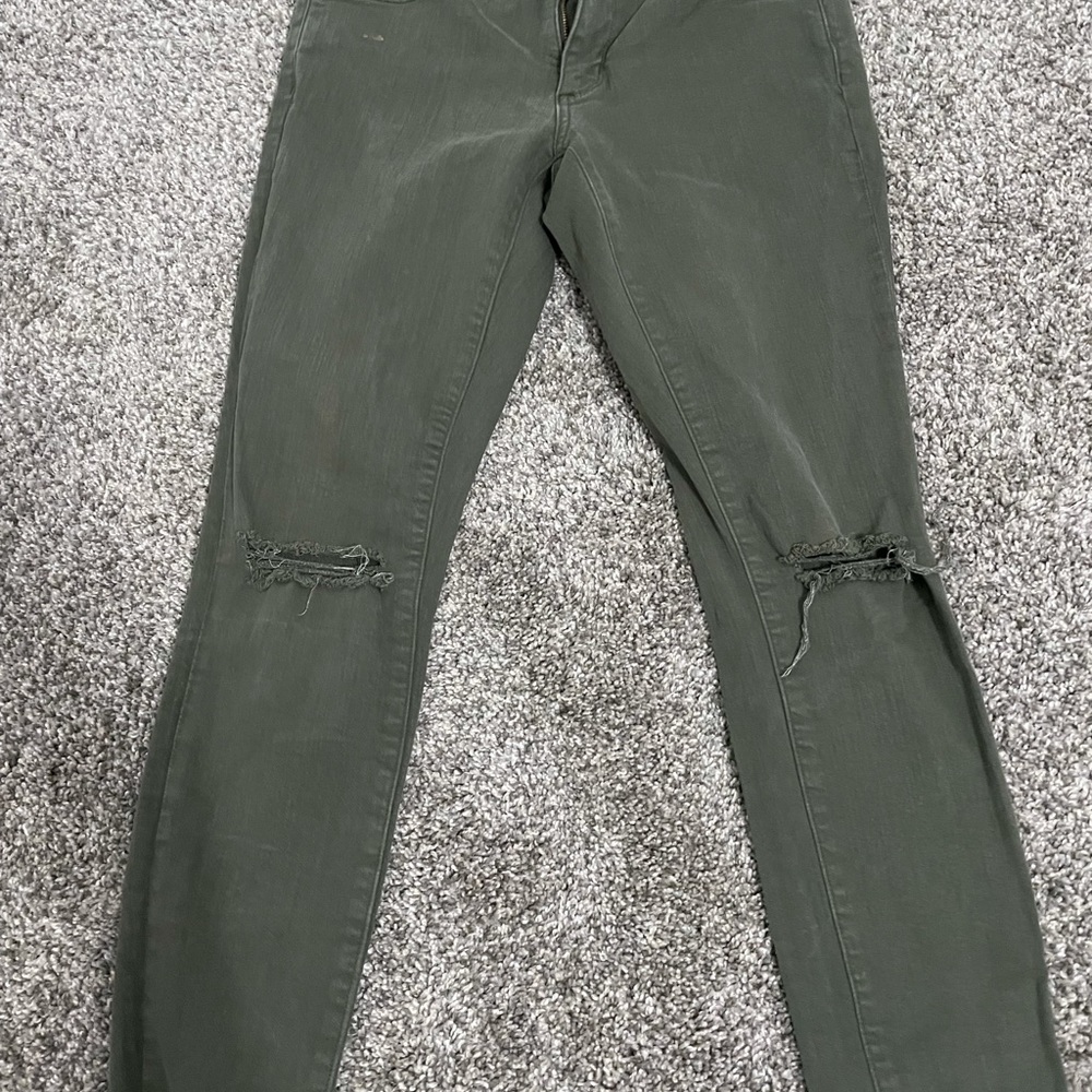 Army green universal thread jeans like new
